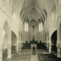L'intérieur d'une église