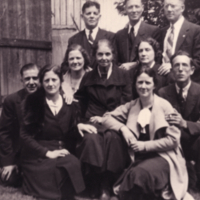 Famille à des funérailles