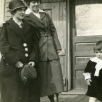 Deux femmes et un enfant